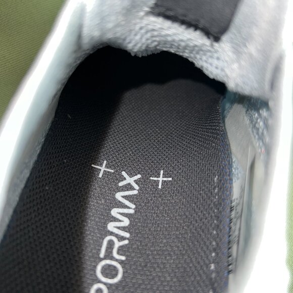 Nike Air VaporMax Flyknit 3 'White Reflect Silver' - Picture 13 of 16